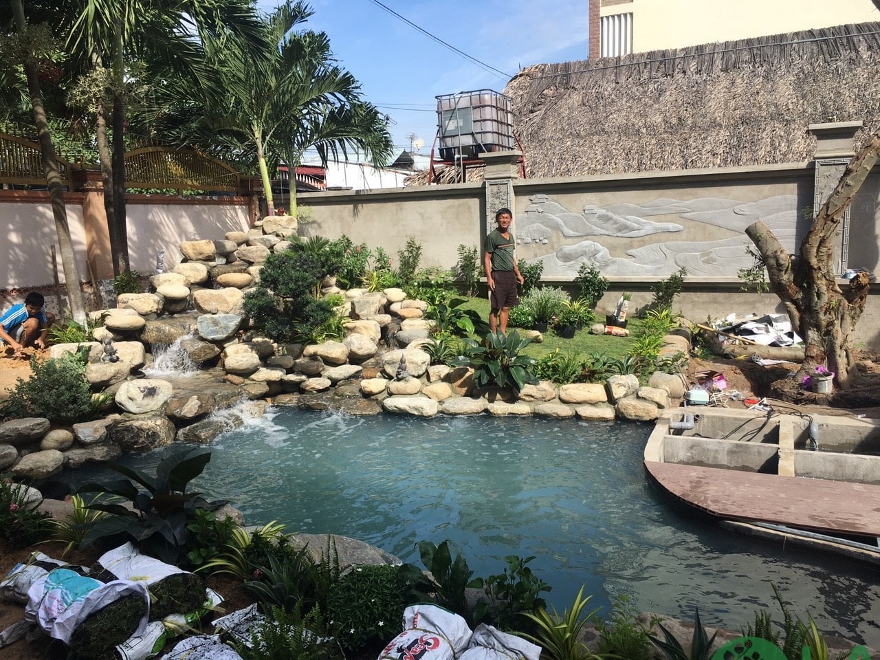 cách làm trong hồ cá ngoài trời