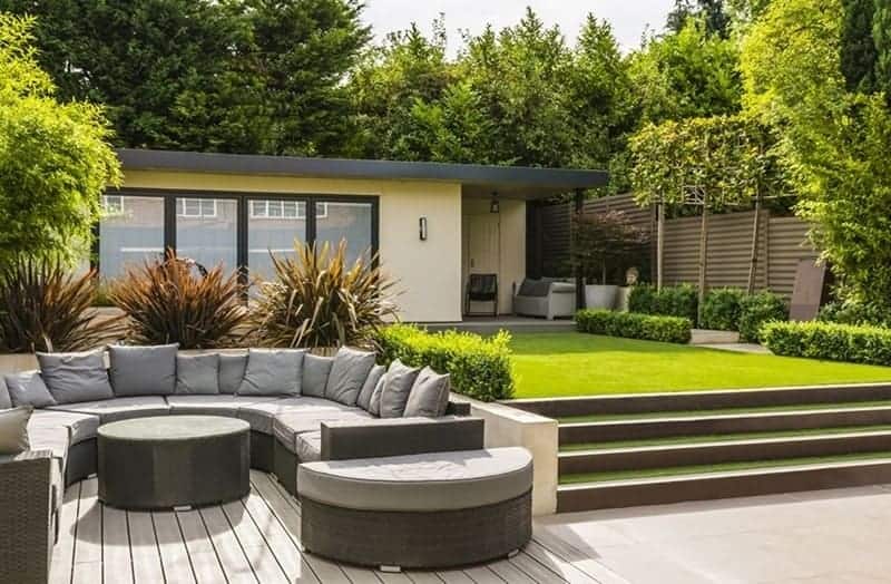 sân vườn kiểu dáng châu âu