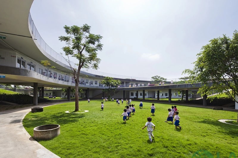 thiết kế sân chơi trường mầm non